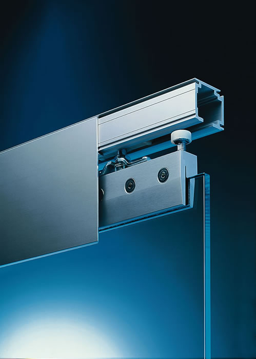 Single Glass Partition Vogline