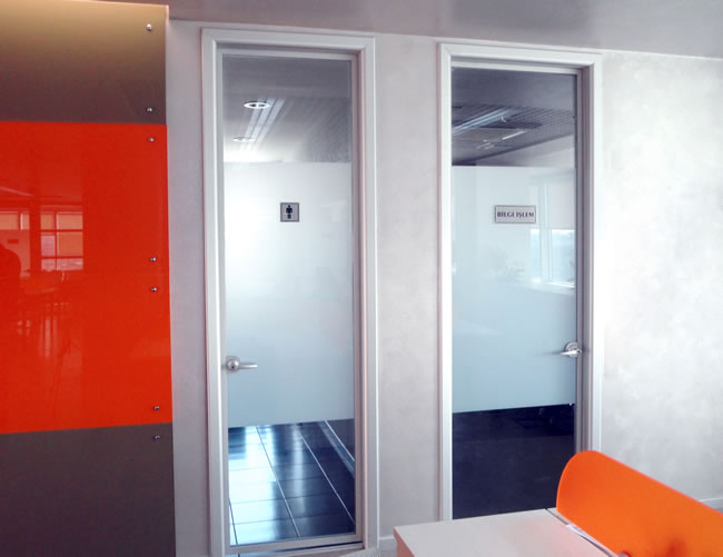 Alufram Teleskopik Aluminyum Kapı Sistemleri